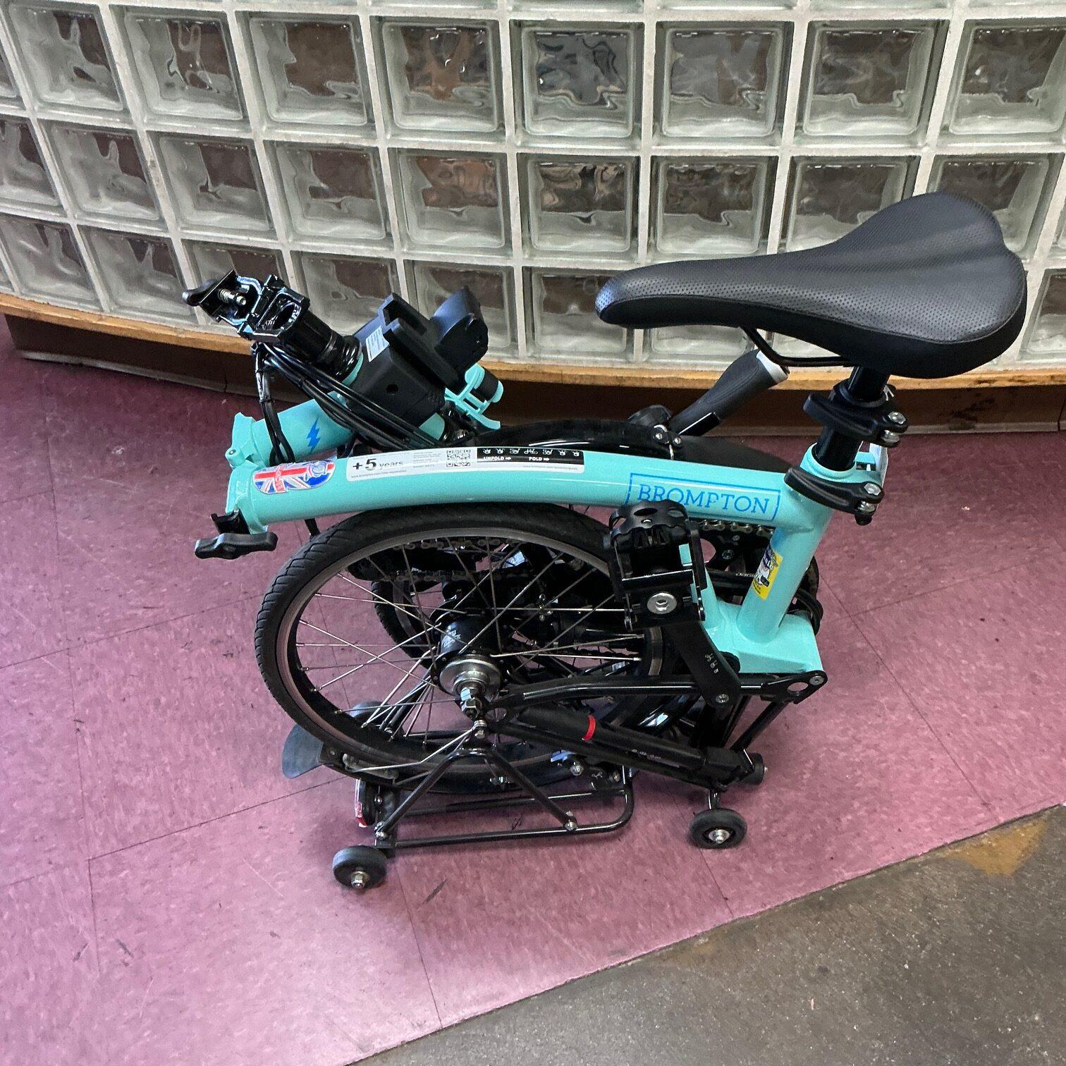Used Brompton H6L Electric Folding Bicycle - Turkish Green w/ Tannus solid Foam Tires