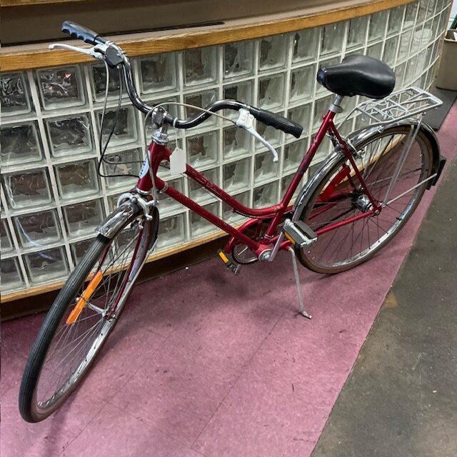 Used Schwinn Breeze Cruiser Bike - Red - Image 6
